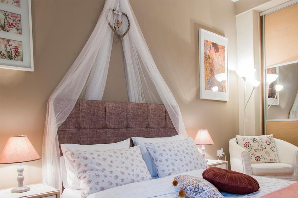 City Stay Close To The Metro A Charming Flat Atenas Exterior foto
